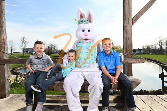 Caseys Easter Bunny 21-1282