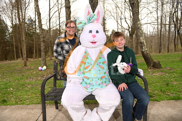 Tammy and Jess Easter Bunny 21-1251